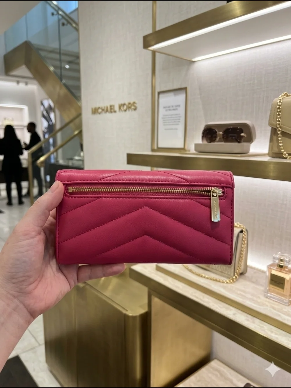 Michael Kors Jet Set Chevron Quilted Trifold Wallet Electric Pink (NWOT)
